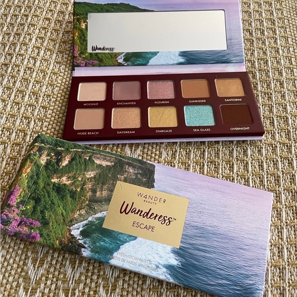 Brand-new makeup bundle, never used - Picture 5 of 6